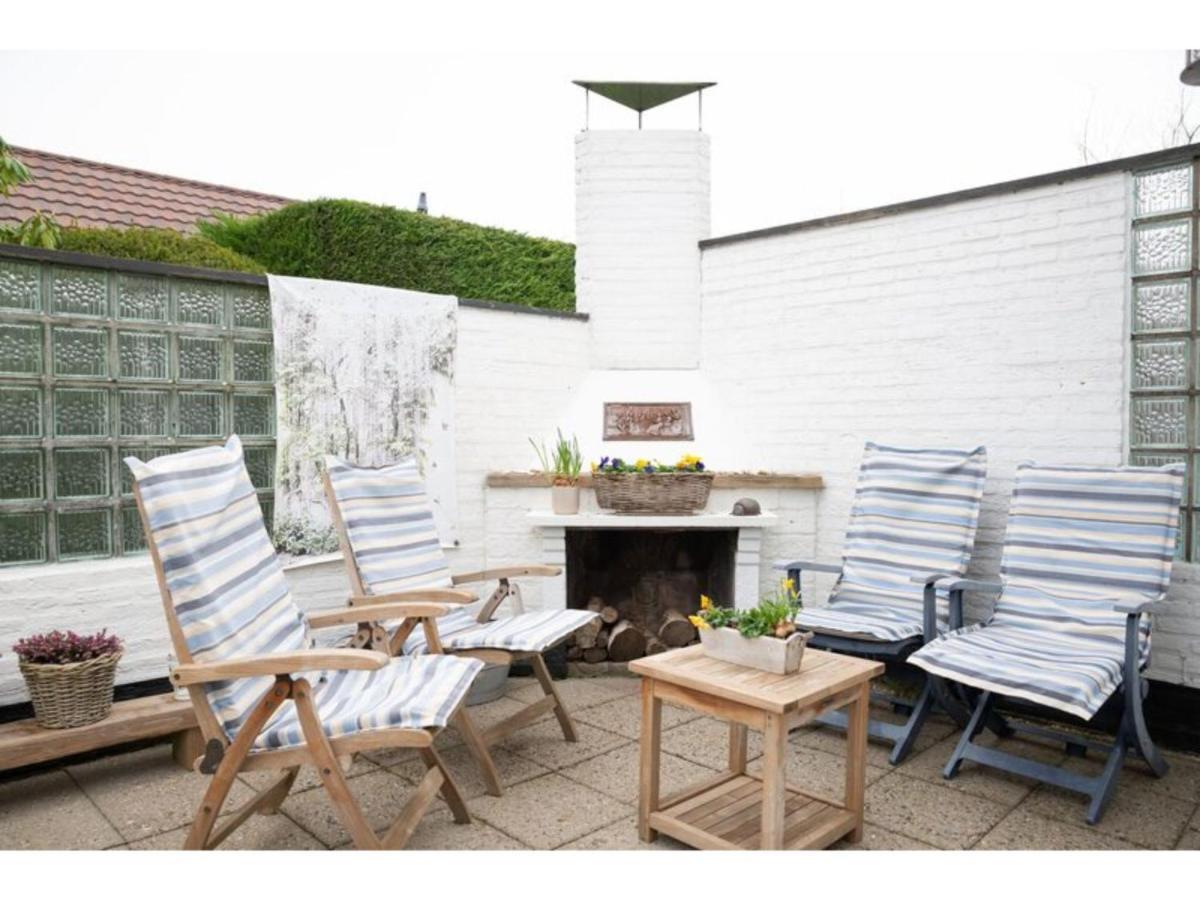 Quiet Location Yet Close To The Beach And Center Large Enclosed Garden Renesse Eksteriør billede